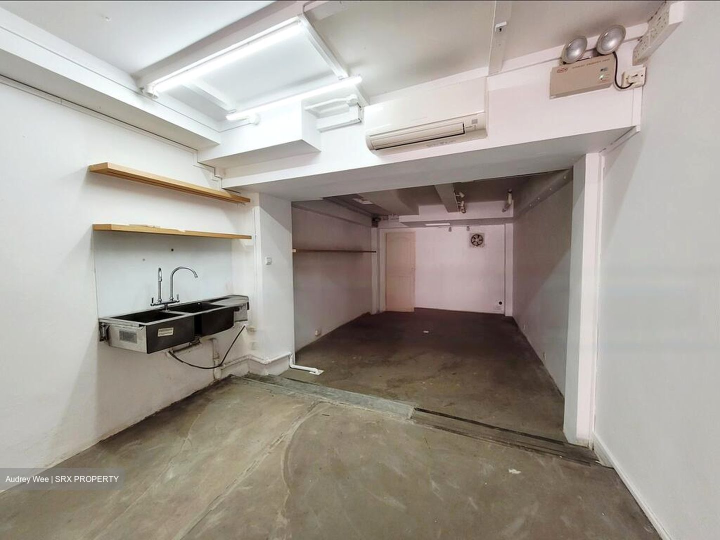 Jalan Besar (D8), Shop House #460459561
